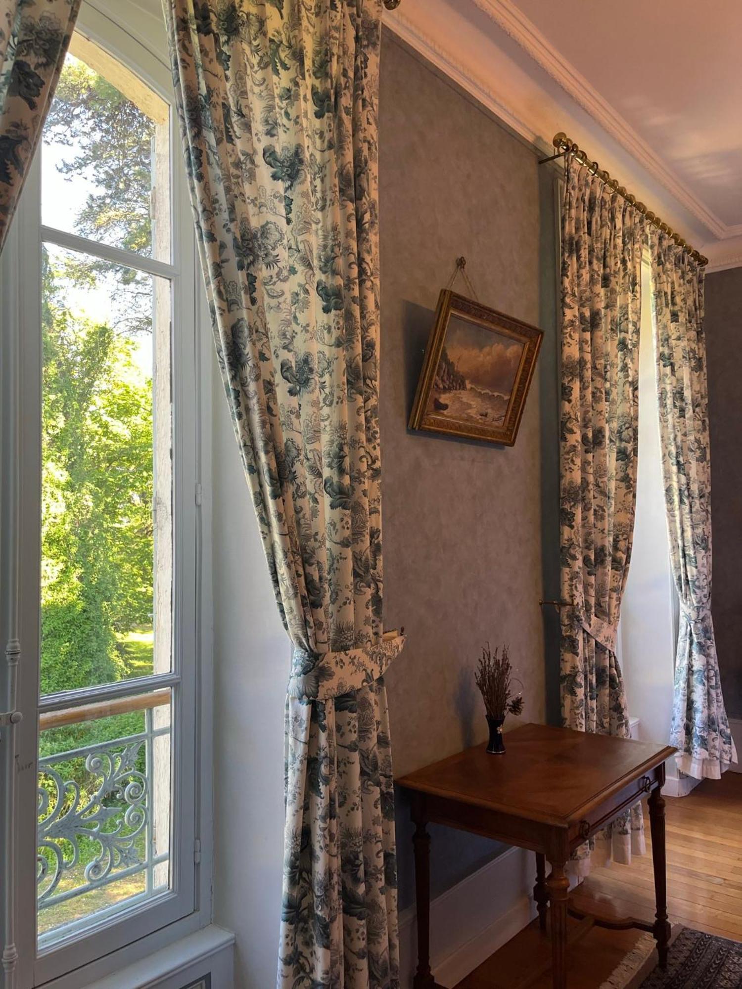 Bed and Breakfast Demeure Des Payratons Saint-Gerand-le-Puy Esterno foto
