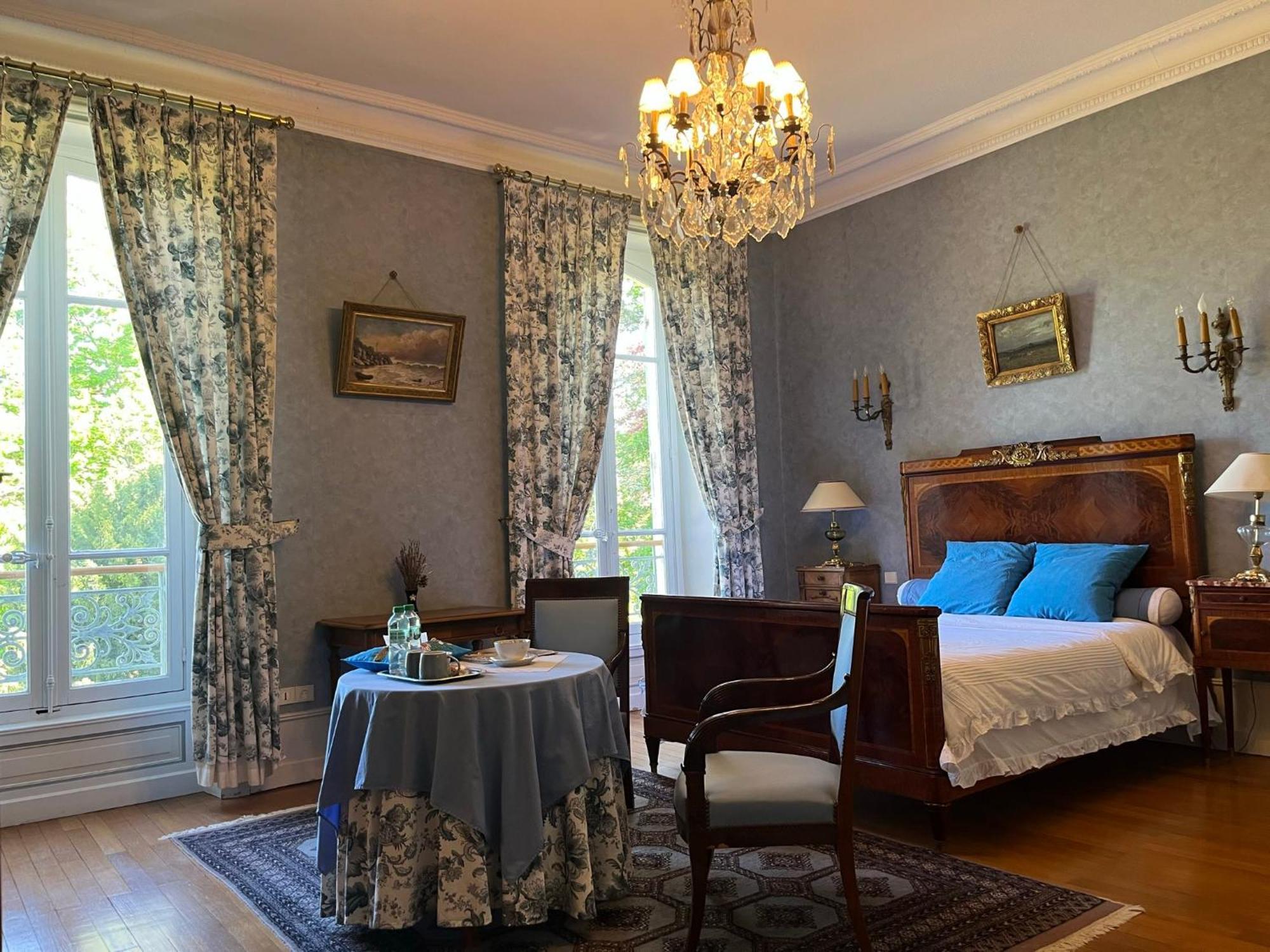 Bed and Breakfast Demeure Des Payratons Saint-Gerand-le-Puy Esterno foto